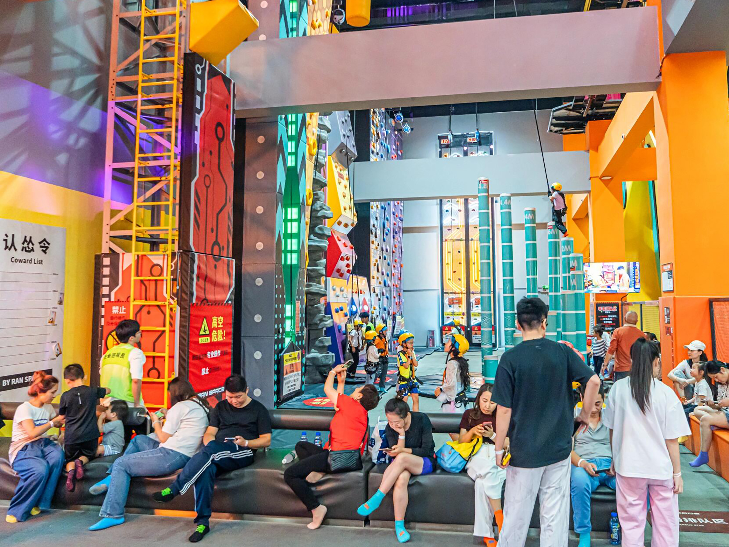 抢占黄金档：赶寒假春节前开儿童乐园优势